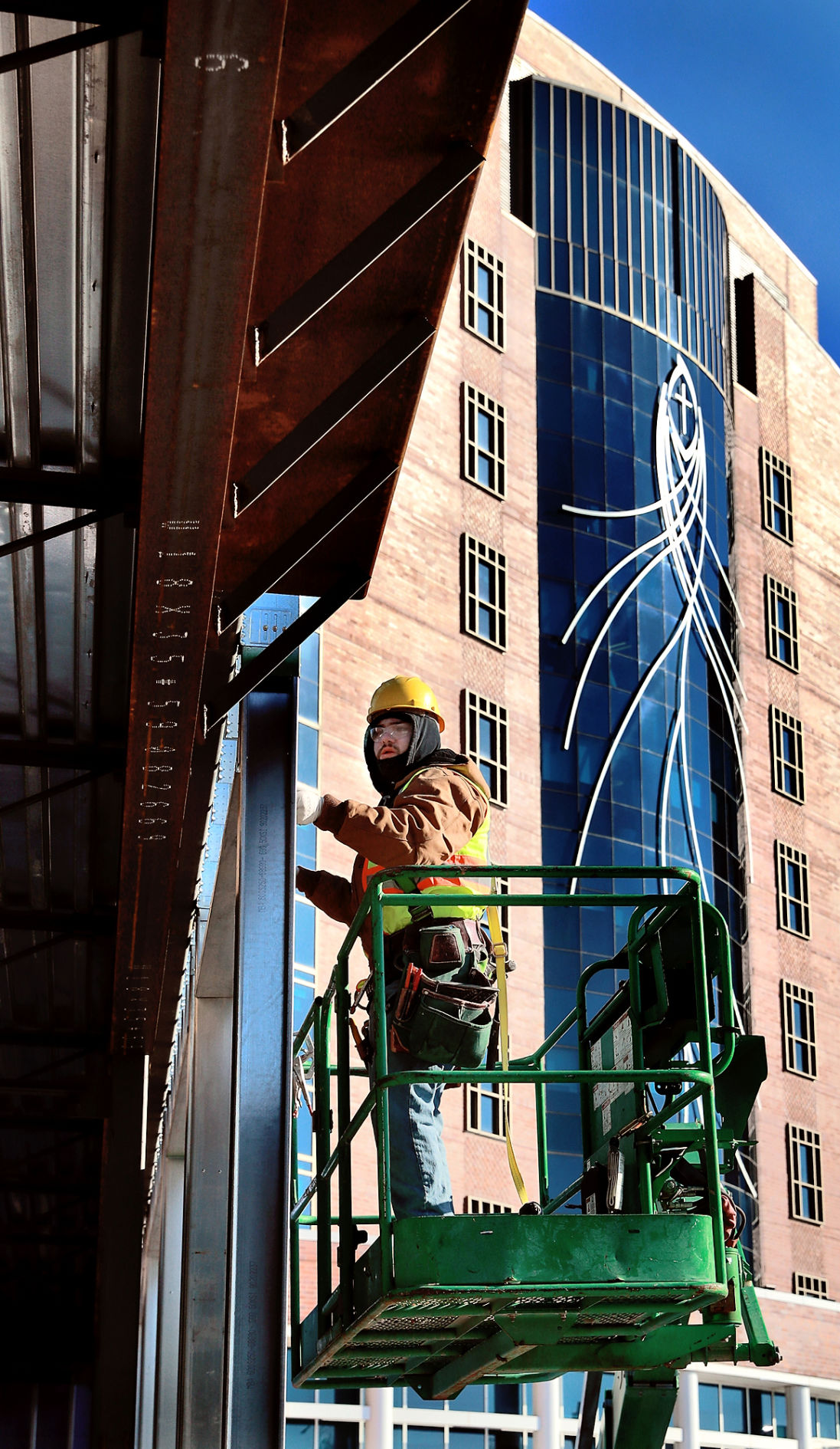 032419_St.FranCancerCenter01_bjs.JPG